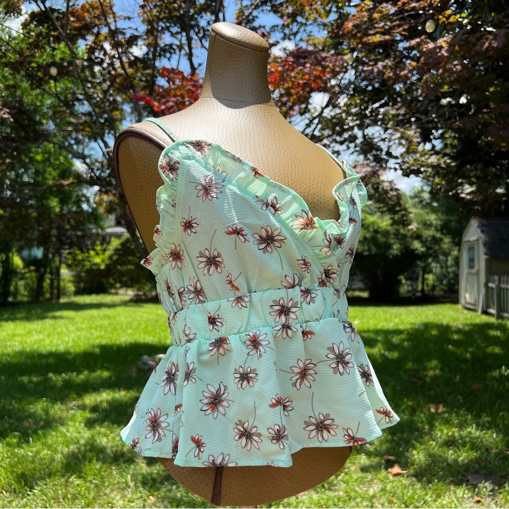 Vero Moda Floral Ruffle Top - Picture 12 of 15